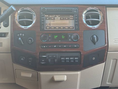 Used 2008 Ford F250 King Ranch image 29