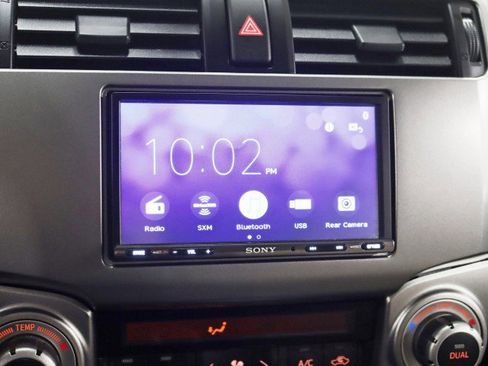 Used 2013 Toyota 4Runner Limited image 19