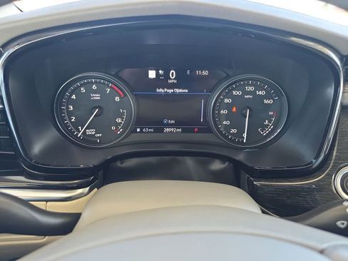 Used 2021 Cadillac XT6 Premium Luxury image 12