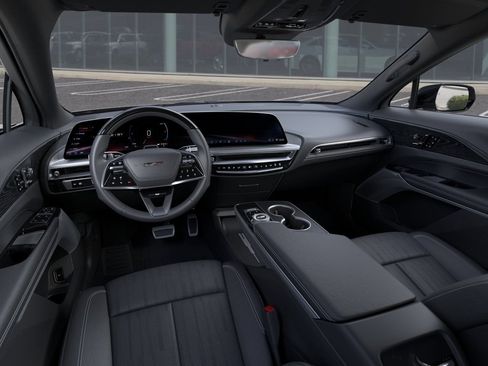 New 2026 Cadillac Lyriq V w/ LPO, Floor Liner Package AWD/4WD image 40