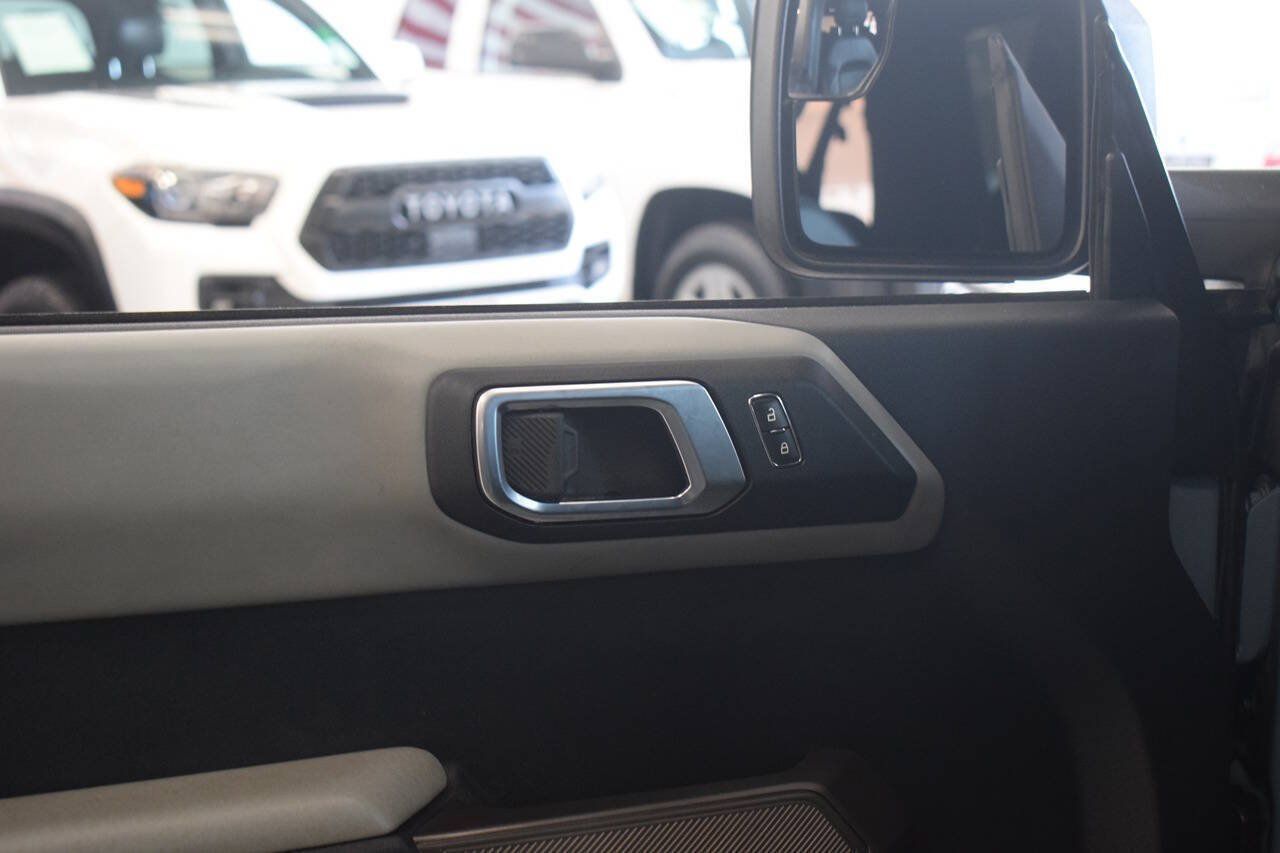 Used 2022 Ford Bronco Badlands AWD/4WD image 18
