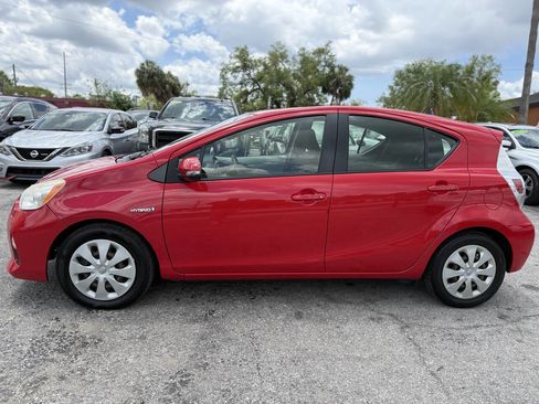 Used 2013 Toyota Prius C Two FWD image 4