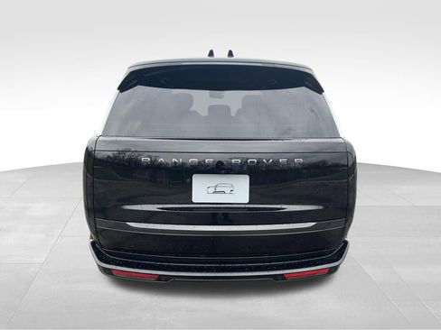 New 2026 Land Rover Range Rover Long Wheelbase SE image 4