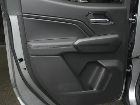 New 2026 GMC Canyon Elevation w/ Convenience Package RWD image 28