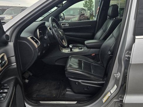 Used 2015 Jeep Grand Cherokee Limited w/ Luxury Group II AWD/4WD image 12