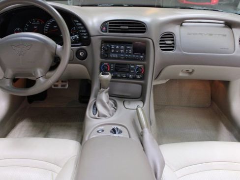 Used 2003 Chevrolet Corvette 50th Anniversary Edition w/ Preferred Equipment Group1 image 7