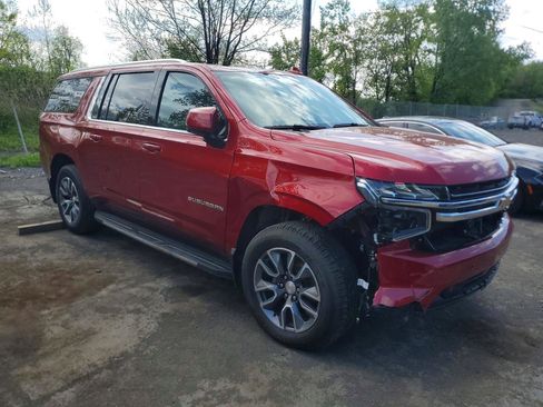 Used 2024 Chevrolet Suburban LT w/ Luxury Package AWD/4WD image 1