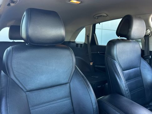 Used 2016 Kia Sorento EX w/ EX Premium Package AWD/4WD image 17