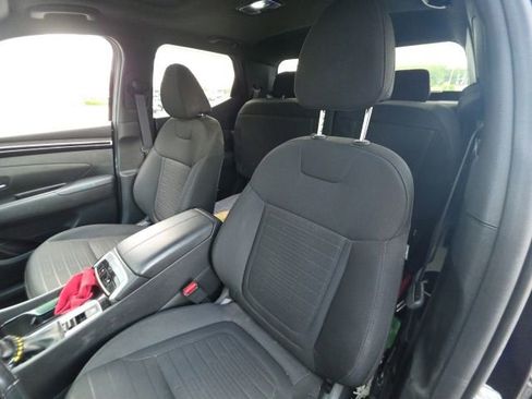 Used 2023 Hyundai Santa Cruz SEL Premium AWD/4WD image 10