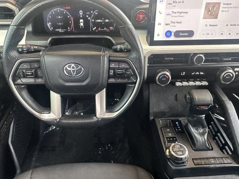 Used 2024 Toyota Tacoma TRD Off-Road AWD/4WD image 17