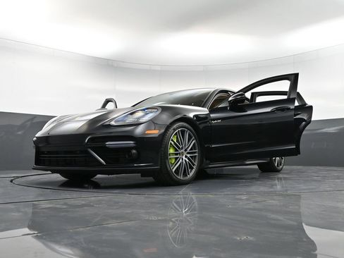 Certified 2018 Porsche Panamera Turbo S image 42