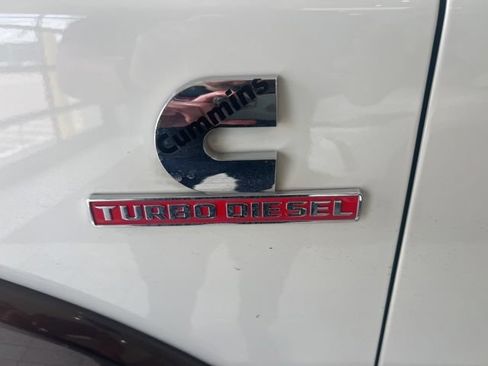 Used 2022 RAM 2500 Limited AWD/4WD image 3