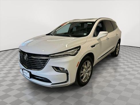 Certified 2024 Buick Enclave Essence w/ Experience Buick Package image 3