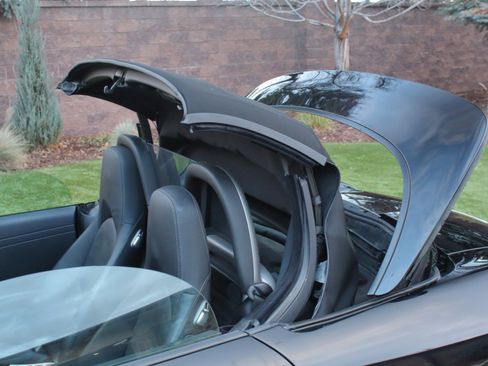 Used 2005 Porsche Boxster S image 34