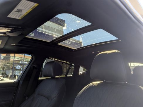 Used 2023 BMW X6 M50i w/ Executive Package image 32