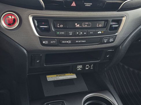 Used 2023 Honda Ridgeline RTL-E image 22