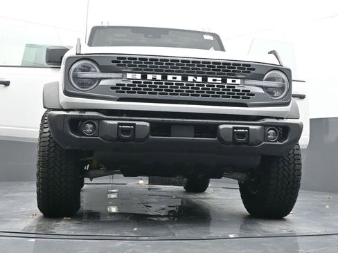 New 2025 Ford Bronco Badlands w/ Sasquatch Package image 70