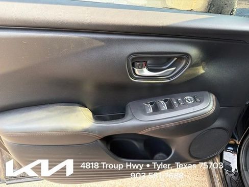 Used 2024 Honda HR-V Sport image 15