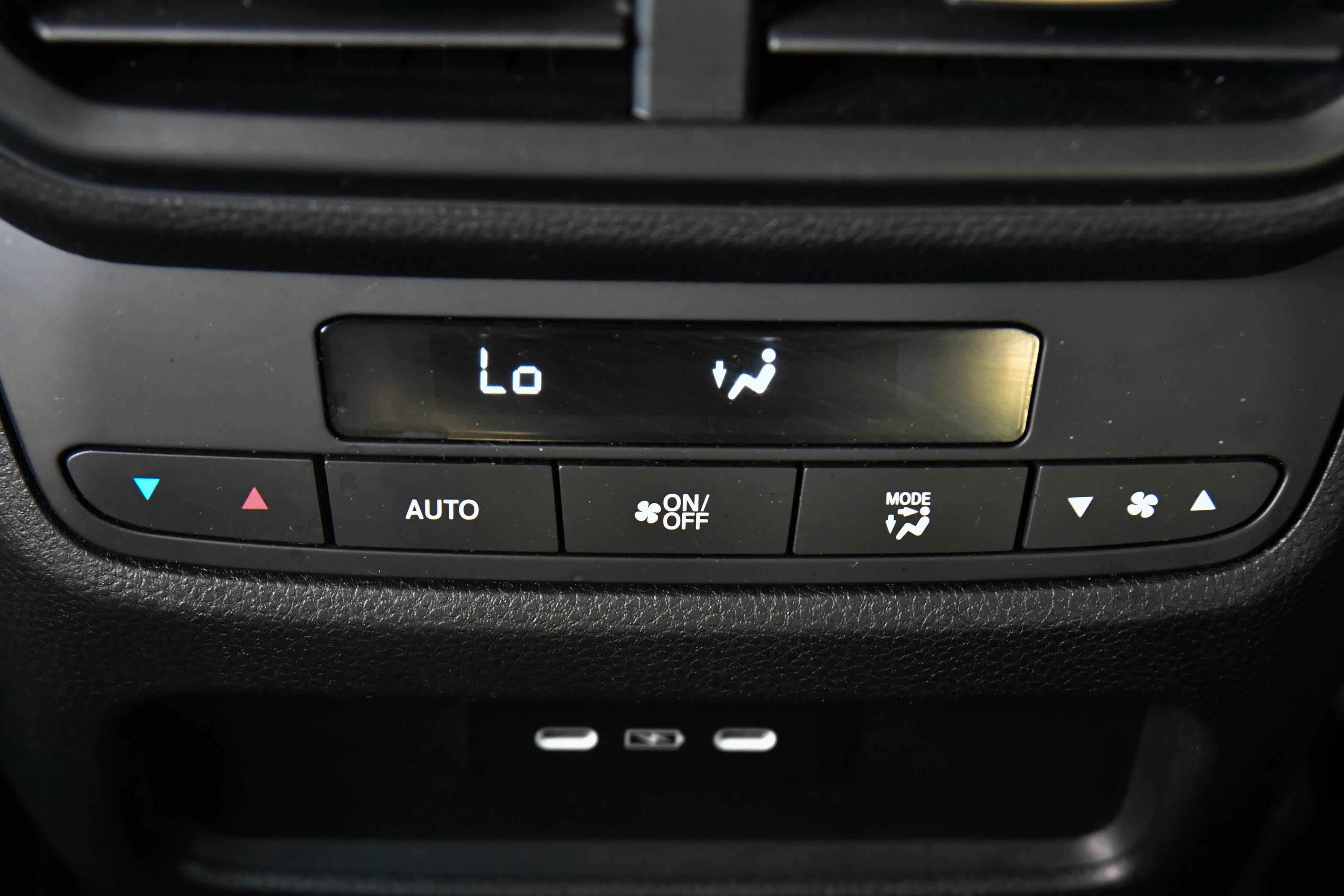 Used 2024 Honda Pilot EX-L image 42