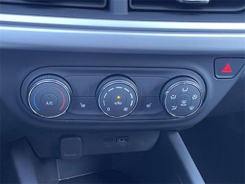 New 2026 Chevrolet Trax RS w/ Driver Confidence Package image 15