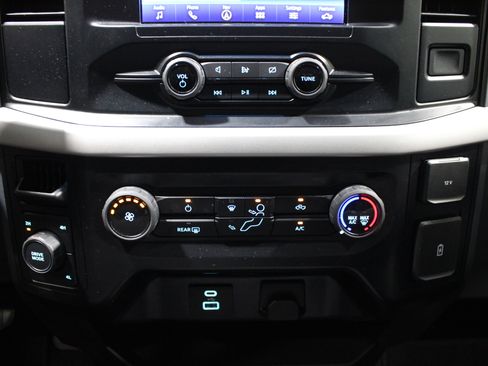 Used 2023 Ford F150 XLT AWD/4WD image 18