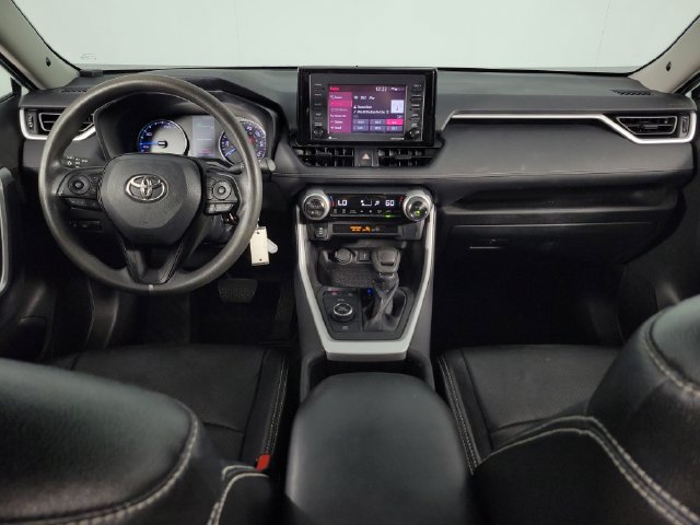 Used 2022 Toyota RAV4 LE AWD/4WD image 21