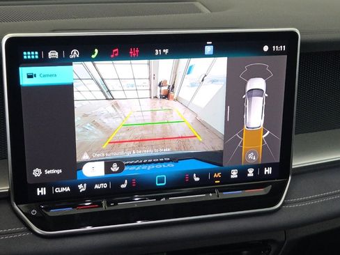 New 2026 Volkswagen Tiguan SE image 13