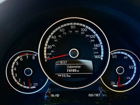 Used 2016 Volkswagen Beetle 1.8T SEL FWD image 22