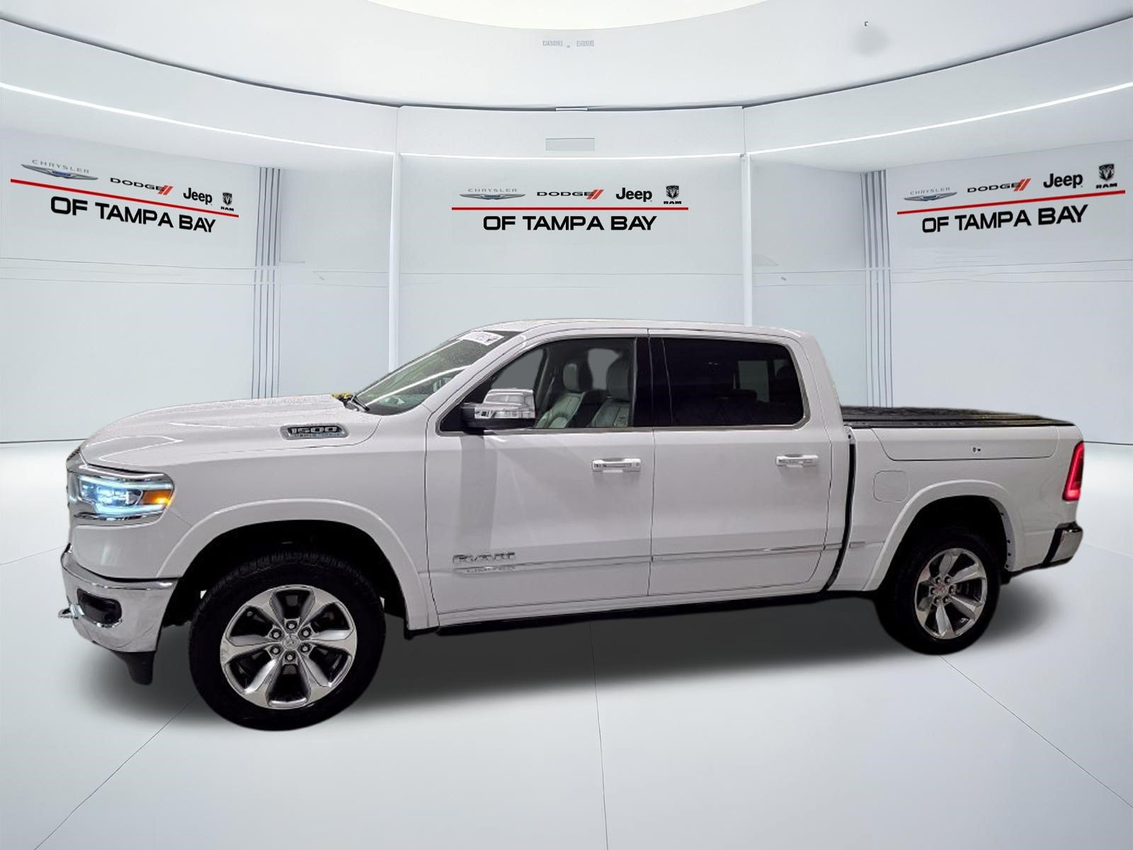 Used 2021 RAM 1500 Limited RWD image 3