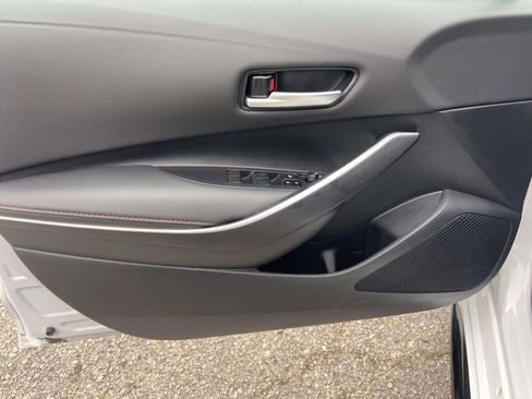 Used 2025 Toyota Corolla SE image 10