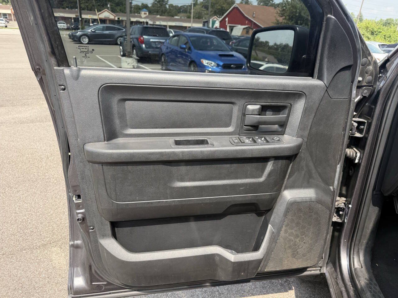 Used 2015 RAM 1500 Tradesman w/ Popular Equipment Group AWD/4WD image 17