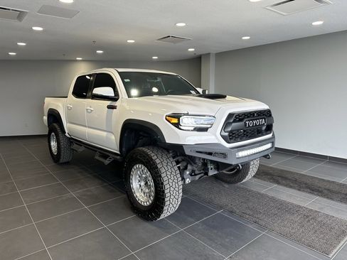 Used 2021 Toyota Tacoma TRD Pro image 5