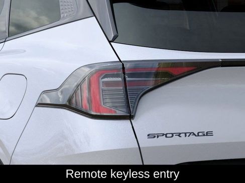 New 2026 Kia Sportage X-Line w/ X-Line Technology Package AWD/4WD image 12
