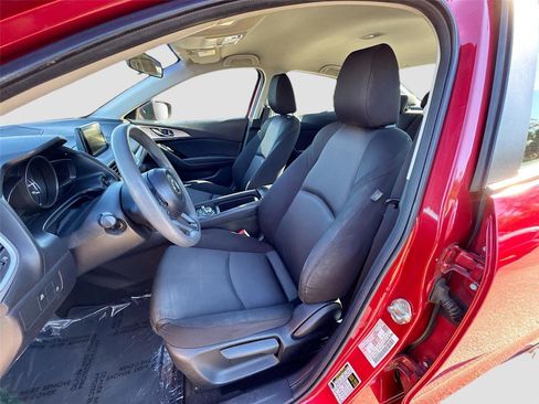 Used 2017 MAZDA MAZDA3 Sport image 19