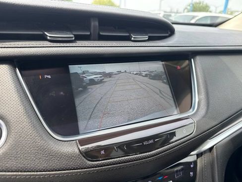 Used 2019 Cadillac XT5 Premium Luxury AWD/4WD image 36