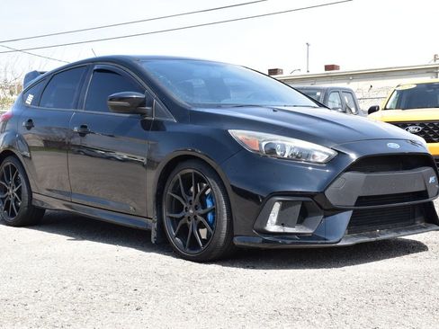 Used 2017 Ford Focus RS image 3
