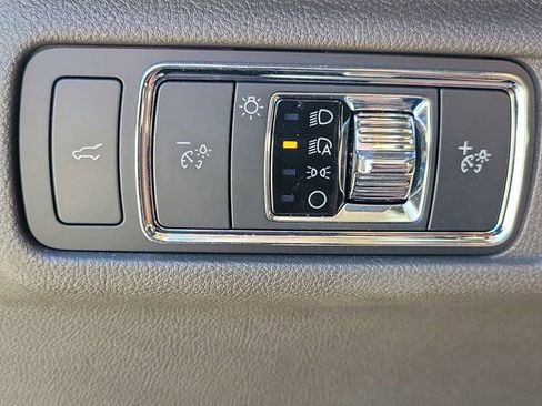 Certified 2022 Lincoln Corsair FWD image 26