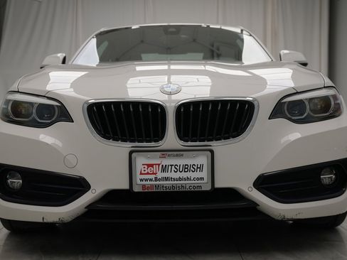 Used 2019 BMW 230i xDrive Coupe w/ Convenience Package image 4