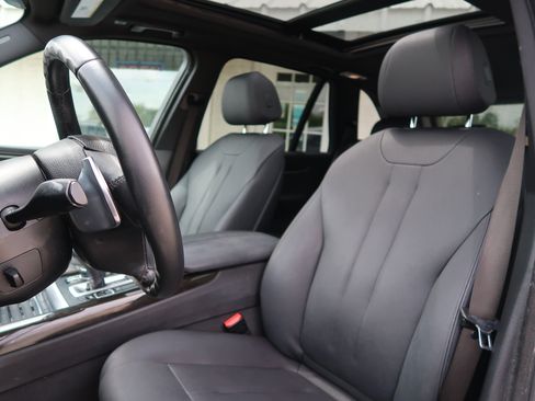 Used 2018 BMW X5 sDrive35i RWD image 12