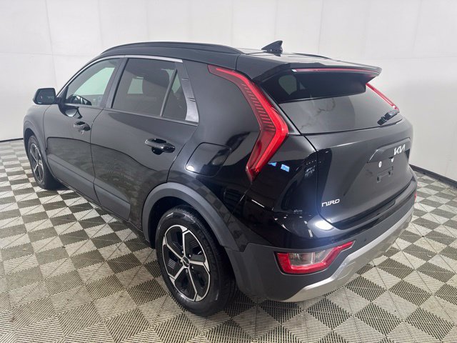Used 2023 Kia Niro EX FWD image 5