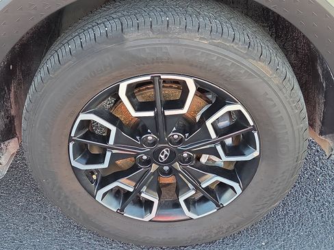 Used 2024 Hyundai Santa Cruz SEL image 7