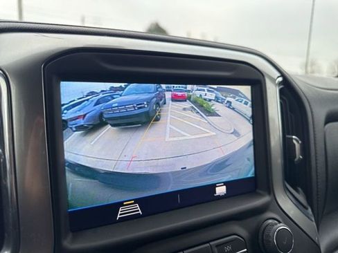 Used 2022 Chevrolet Silverado 1500 LT w/ Bed Protection Package image 17