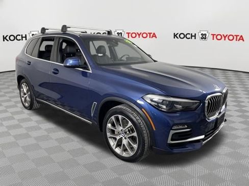 Used 2021 BMW X5 xDrive40i w/ Premium Package image 2