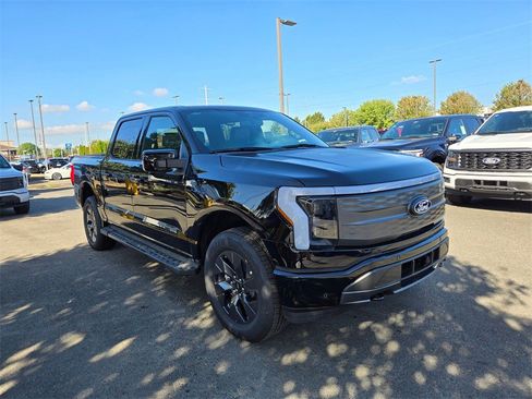 New 2025 Ford F150 Lightning Lariat image 3