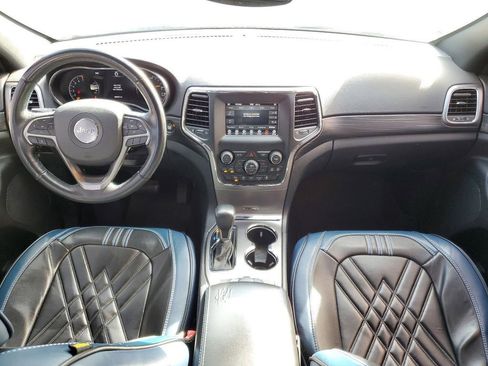 Used 2019 Jeep Grand Cherokee Laredo image 13