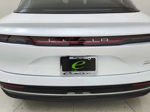 Used 2023 Lucid Air Touring image 11