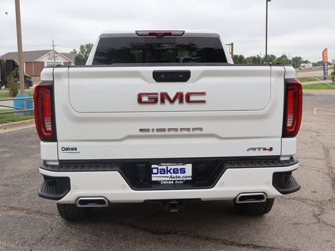 Used 2022 GMC Sierra 1500 AT4 w/ AT4 Premium Package AWD/4WD image 7