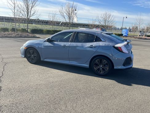 Used 2018 Honda Civic EX image 3