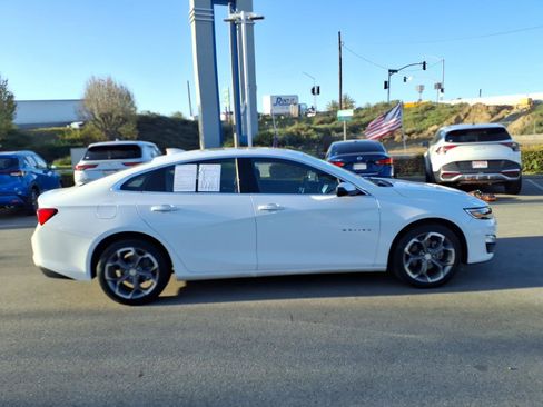 Used 2024 Chevrolet Malibu LT image 4