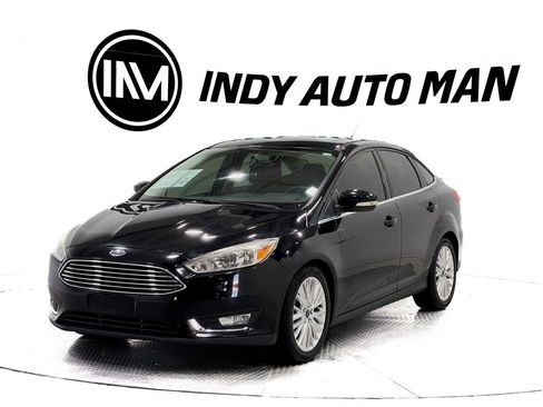 Used 2017 Ford Focus Titanium image 8